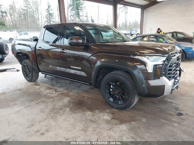 TOYOTA TUNDRA 2023