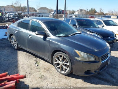 NISSAN MAXIMA 2011