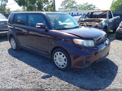 SCION XB 2012