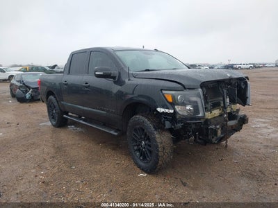NISSAN TITAN 2019