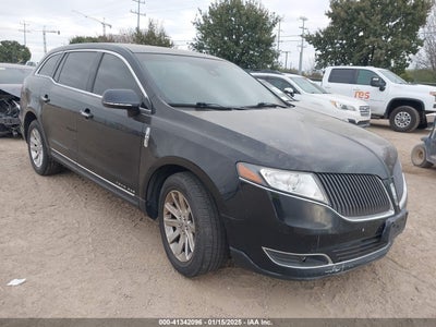 LINCOLN MKT 2016