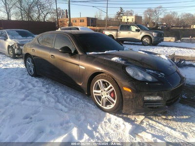 PORSCHE PANAMERA 2012
