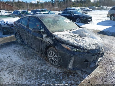 TOYOTA PRIUS PRIME 2022