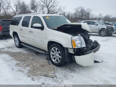 GMC YUKON XL 1500 2011