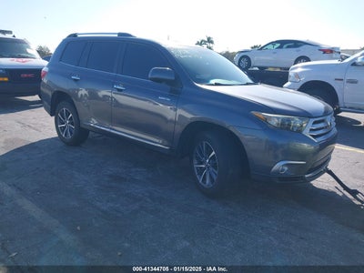 TOYOTA HIGHLANDER 2013