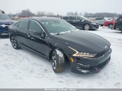 KIA K5 2023