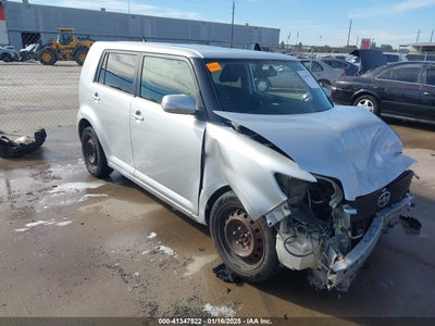 SCION XB 2010