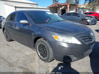 TOYOTA CAMRY 2011