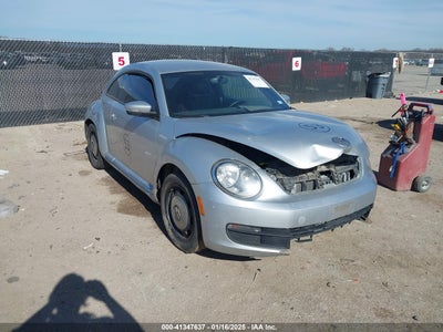 VOLKSWAGEN BEETLE 2014