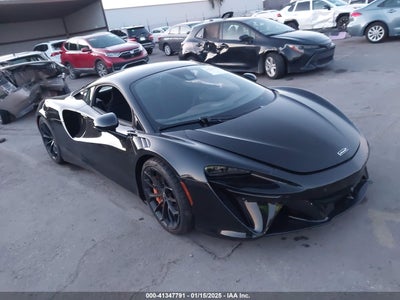 MCLAREN ARTURA 2023