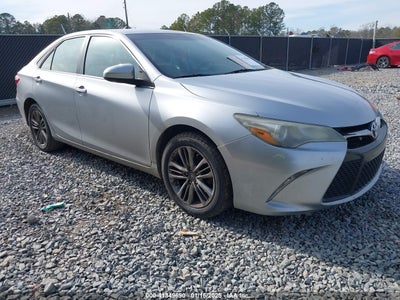TOYOTA CAMRY 2016