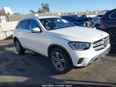 MERCEDES-BENZ GLC 300 2022