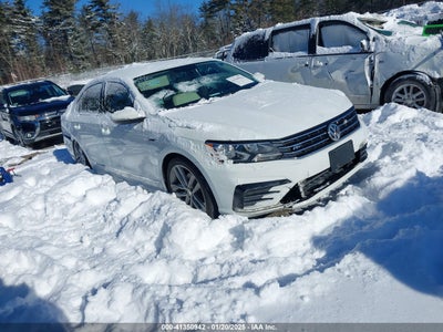 VOLKSWAGEN PASSAT 2017