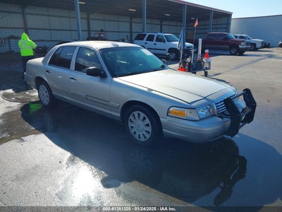 FORD CROWN VICTORIA 2008