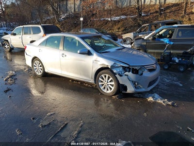 TOYOTA CAMRY HYBRID 2012