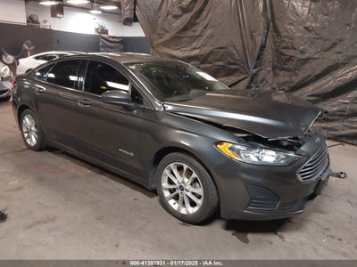 FORD FUSION HYBRID 2019