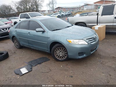 TOYOTA CAMRY 2010