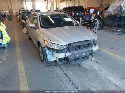 FORD FUSION HYBRID 2017