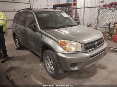 TOYOTA RAV4 2005