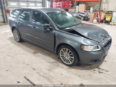 VOLVO V50 2010