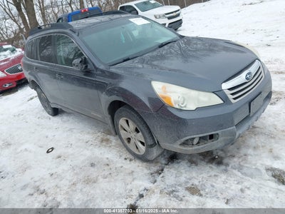 SUBARU OUTBACK 2012
