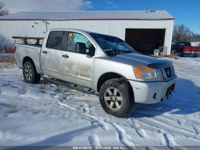 NISSAN TITAN 2012