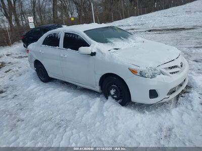 TOYOTA COROLLA 2013