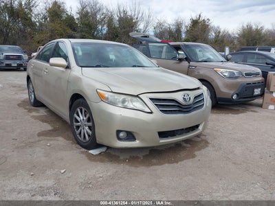 TOYOTA CAMRY 2011