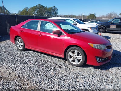 TOYOTA CAMRY 2012