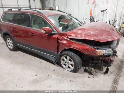 VOLVO XC70 2013