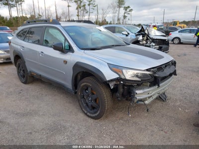 SUBARU OUTBACK 2025