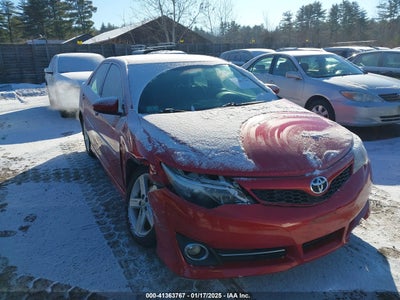 TOYOTA CAMRY 2014