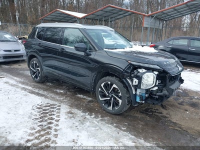 MITSUBISHI OUTLANDER 2024