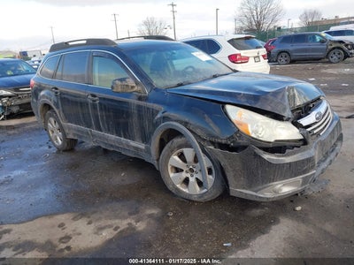 SUBARU OUTBACK 2011