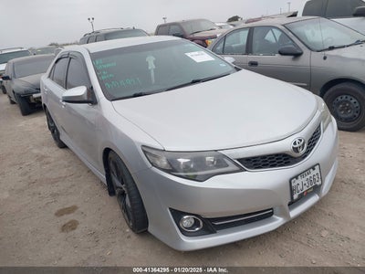 TOYOTA CAMRY 2014