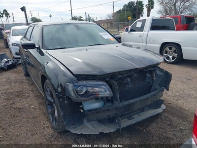 CHRYSLER 300 2023