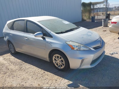 TOYOTA PRIUS V 2012