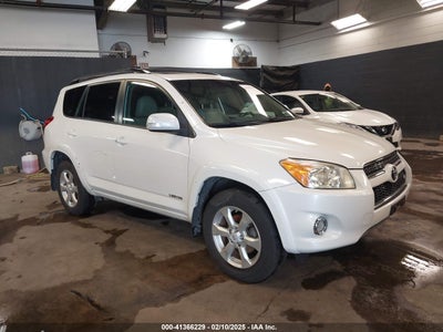 TOYOTA RAV4 2011