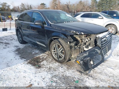 AUDI Q7 2018