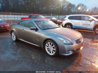 INFINITI G37 2013