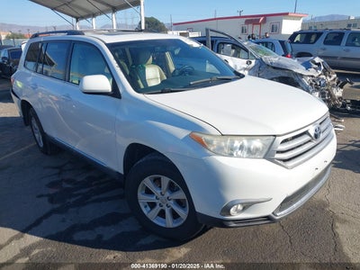TOYOTA HIGHLANDER 2013