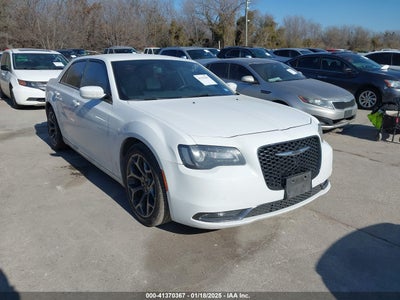 CHRYSLER 300 2018