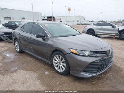 TOYOTA CAMRY 2019