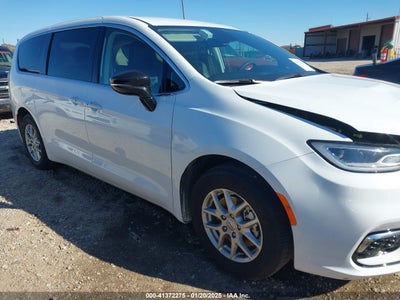 CHRYSLER PACIFICA 2024