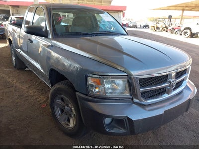 RAM DAKOTA 2011