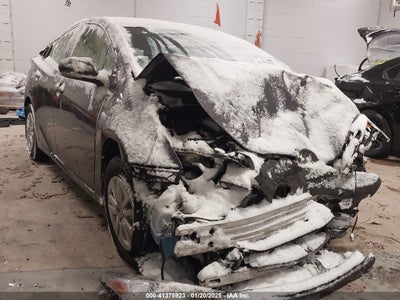 TOYOTA PRIUS 2016