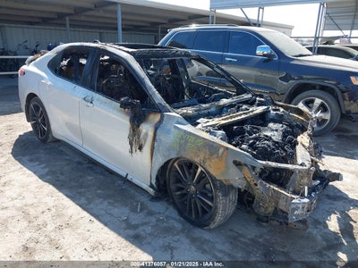 TOYOTA CAMRY 2020