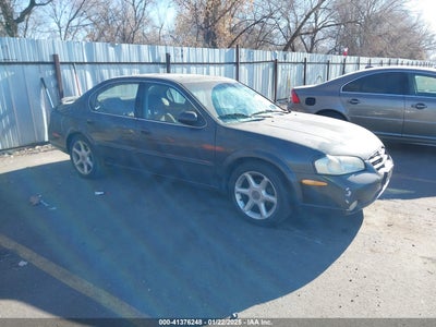 NISSAN MAXIMA 2000