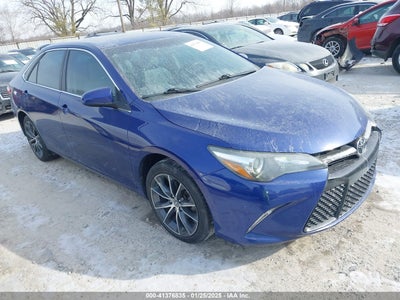 TOYOTA CAMRY 2015