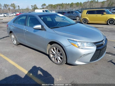 TOYOTA CAMRY 2015